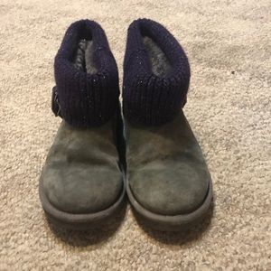 Ugg girls boots size 3.  Gray  and purple glitter